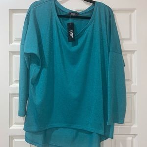 NWT Knit Uget Top